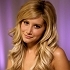 Ashley Tisdale revisite les années 80 en chansons