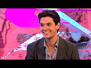 Ben Barnes parle de ses projets sur le plateau de T4